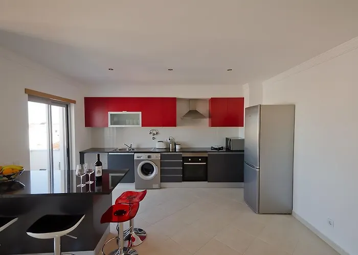 Modern 2 Bed 5km Carvoeiro Apartmán