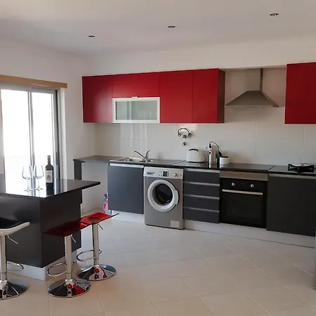 Modern 2 Bed 5km Carvoeiro