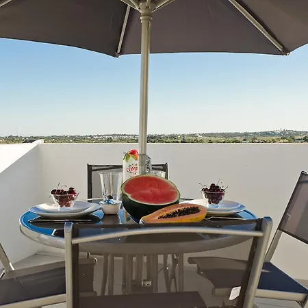 Modern 2 Bed 5km Carvoeiro Апартаменты Лагоа