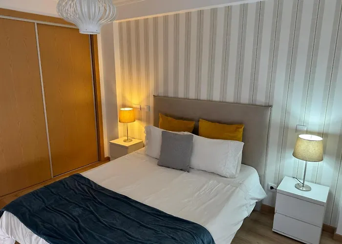 Apartment Modern 2 Bed Apartment 5Km Carvoeiro Lagoa (Algarve)